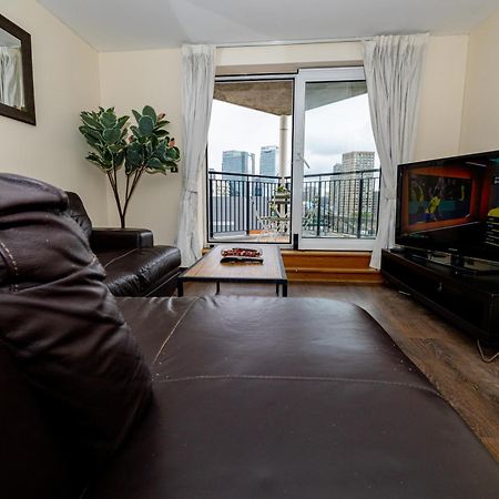 Two Bed Apartment Near Canary Wharf London Exteriör bild