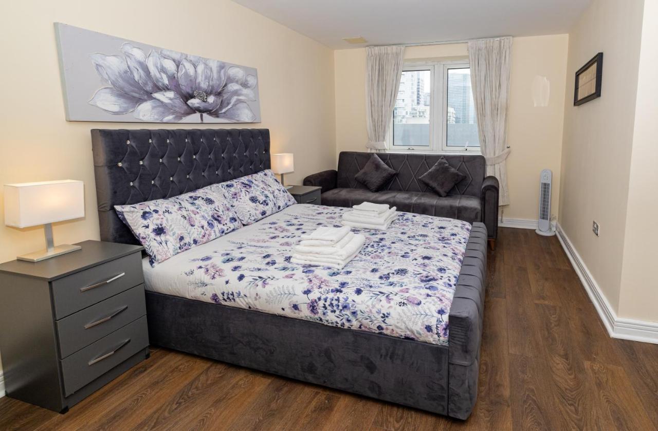 Two Bed Apartment Near Canary Wharf London Exteriör bild