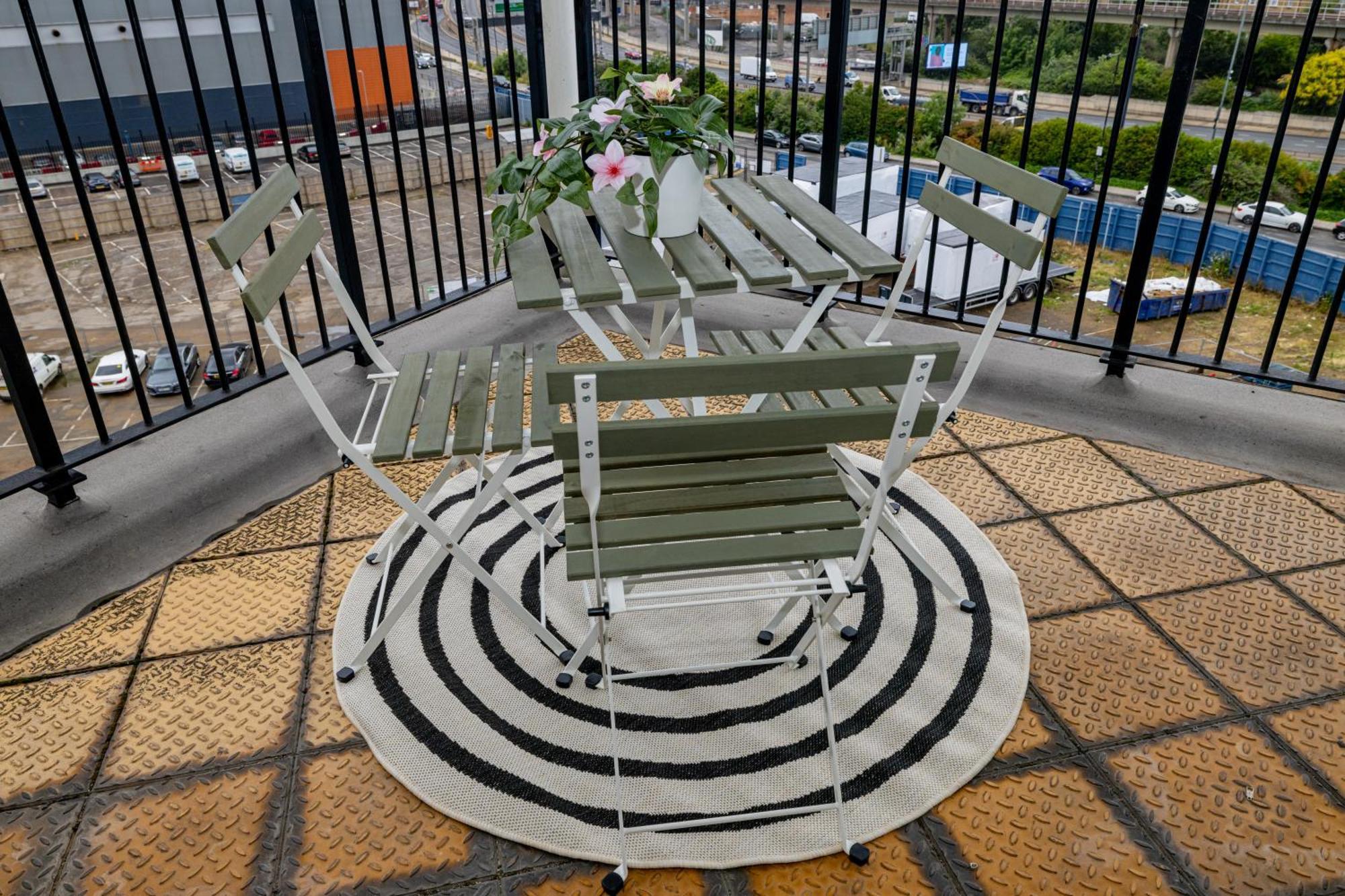 Two Bed Apartment Near Canary Wharf London Exteriör bild